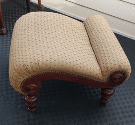 Victorian Style Gout Stool