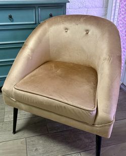 Gold Velvet Tub Accent Chair
