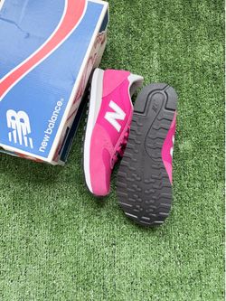 NEW BALANCE SNEAKER  NEW BALANCE