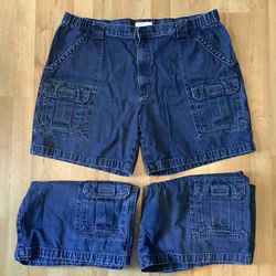 3 pair of Mens jean shorts size 40.    7" inseam. $12 for all 3 pairs