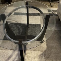 Glass Center Coffee Table & 1 Glass End Table - Saturday Pick Up In Greater, Fort Lauderdale, A.M. Or P.M.