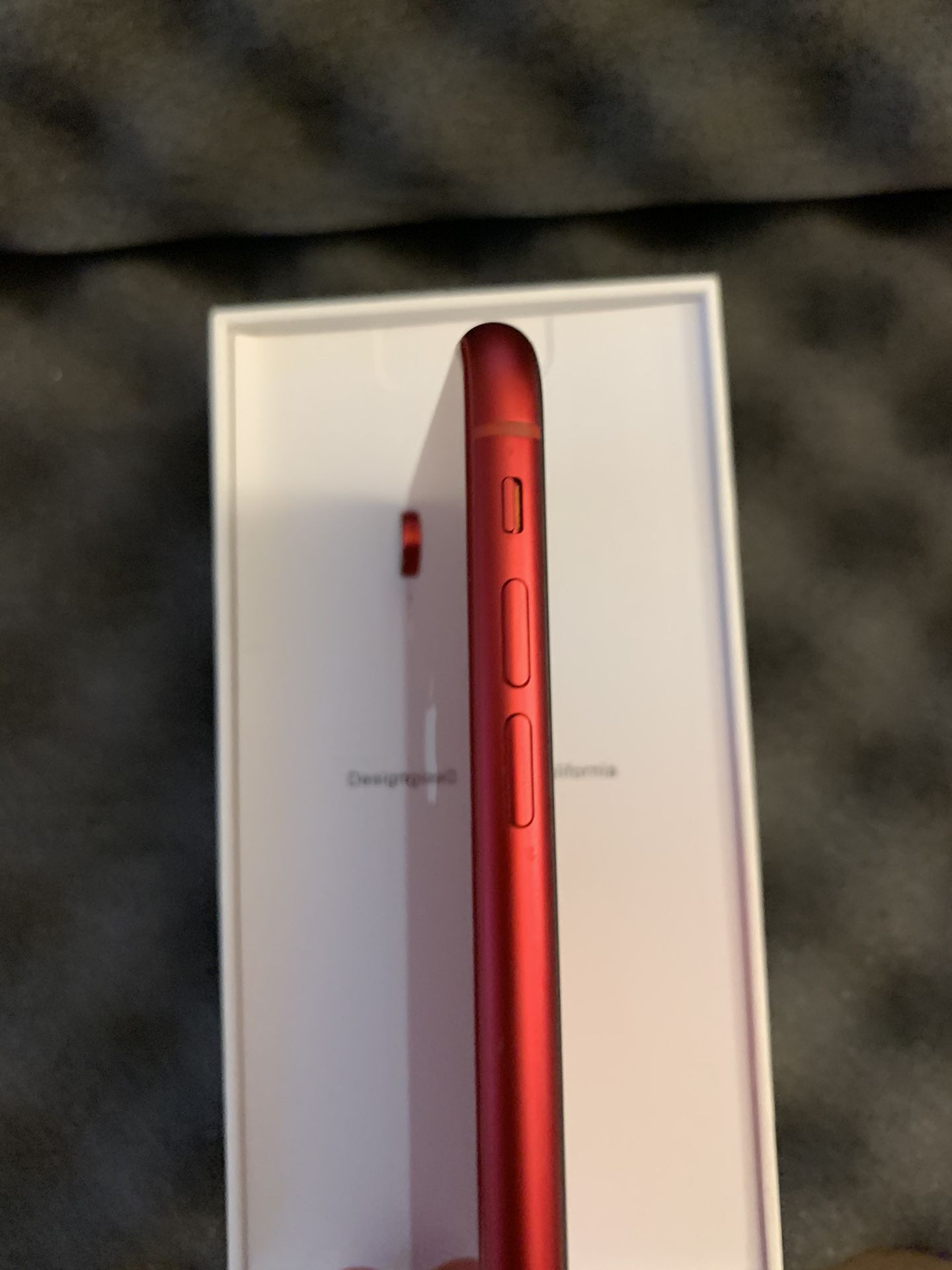 Iphone XR 64GB Red ANY CARRIER