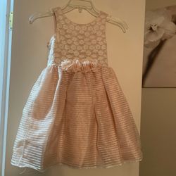 Size 7 Girls Elegant Dress 