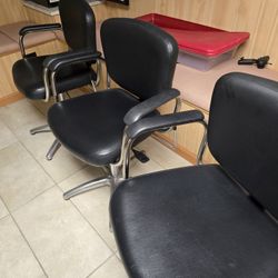 Salon Shampoo Chairs