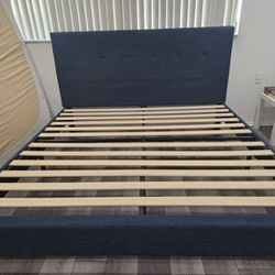 King Bed Frame, Great Condition!!! 