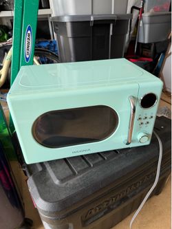 Green Retro Microwave