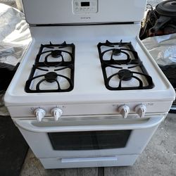 The BEST  👀  ING WHITE STOVE