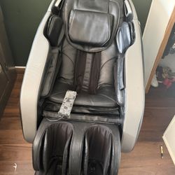 Massage chair 