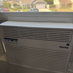 Window Air Conditioner 