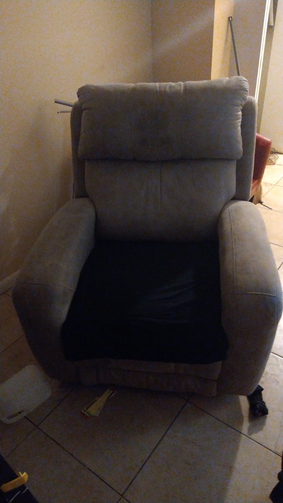 Lazy boy recliner