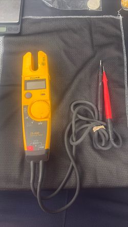 FLUKE T5 600. Electrical Tester