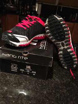 Hang Rite turf shoes