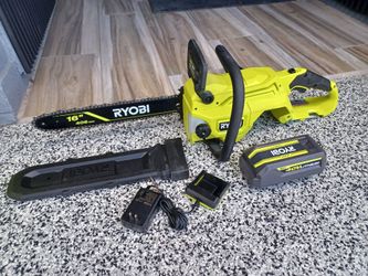 CHAINSAW RYOBI 40V BATTERY AND CHARGER INCLUDED
