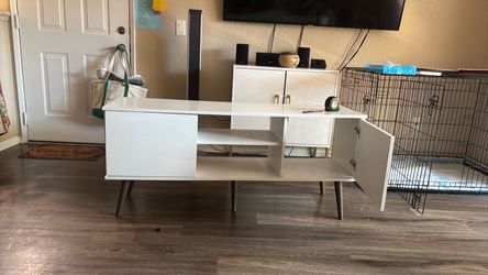 Tv stand