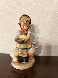 Vintage Hummel Figurine