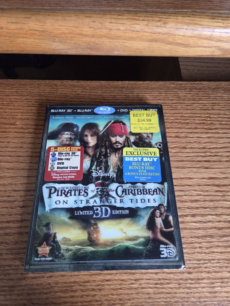 Pirates of the Caribbean: On Stranger Tides 3D 5-Disc Set Blu-ray DVD W/Slip NEW