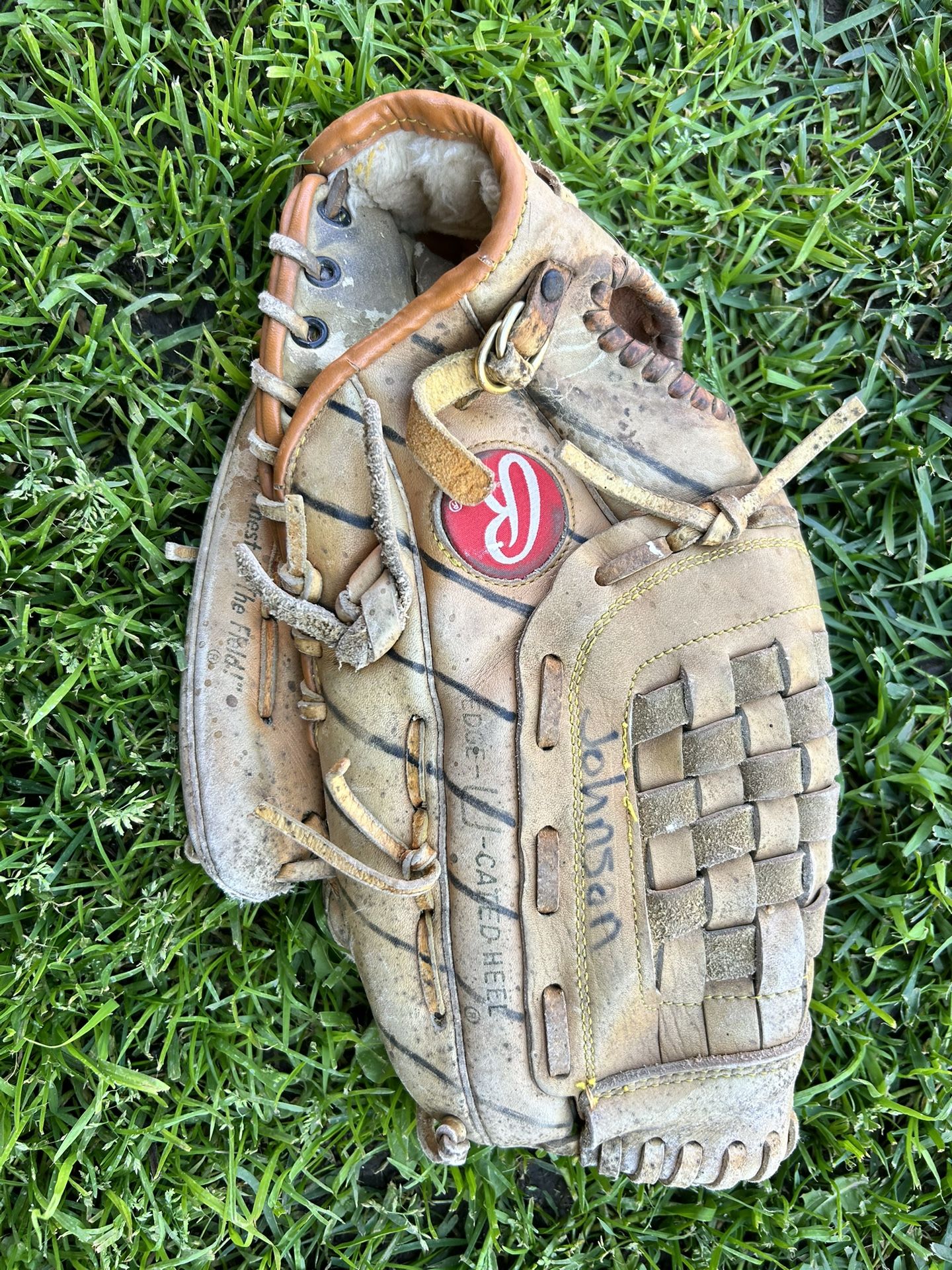 BASEBALL GLOVE 13”