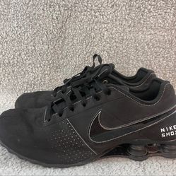 Men Nike Shox Size 10.5