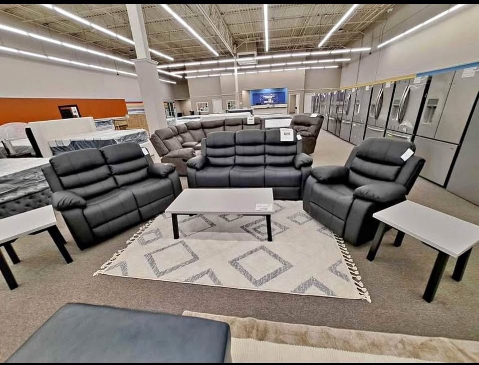 BRAND NEW LEATHER RECLINER LIVING ROOM SET BROWN / BLACK. FAST DELIVERY