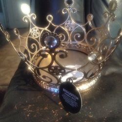 Bath And Beyond Crown 
