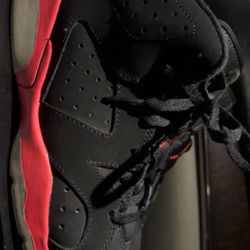 2y Retro Jordan Infrareds