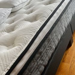 Bedroom set for sale