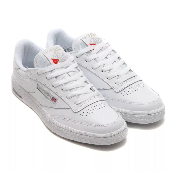 Reebok classics in white size 8
