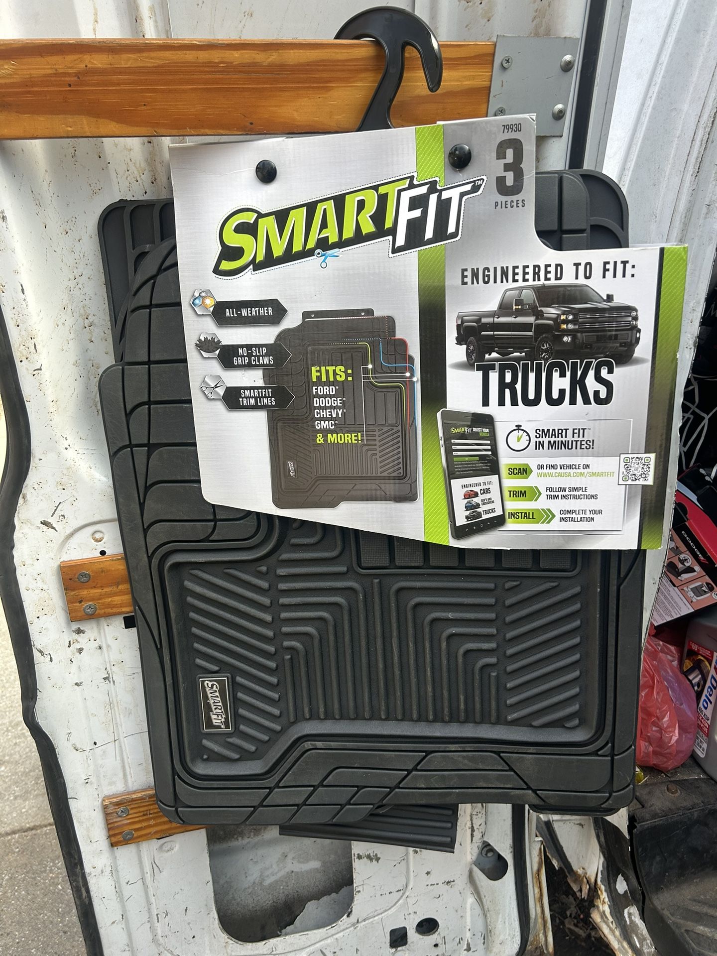 Smart Fit Heavy Duty Mats Brand New 3 Piece