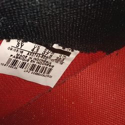 Air Force 1 Size 5 Y 2800 New   Used Worn Only1 Week 1200