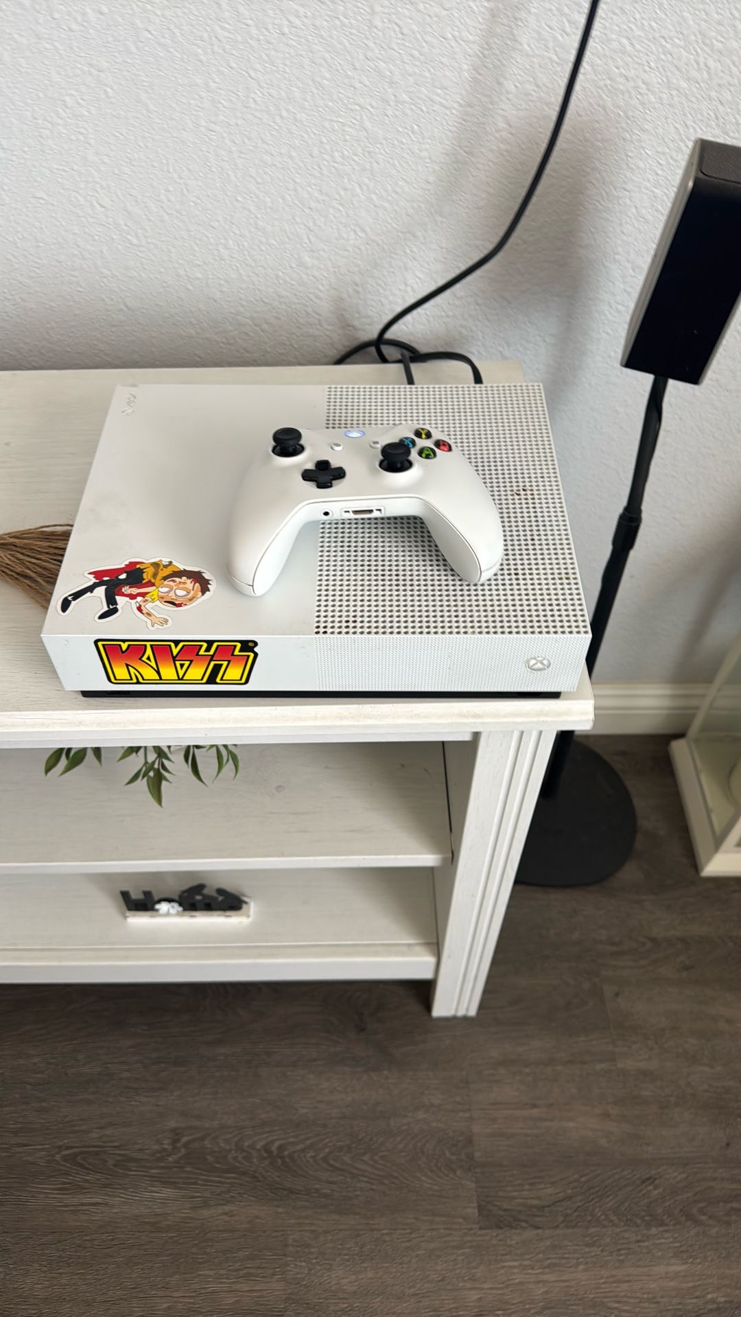 XBOX ONE S