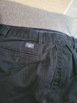 Man's  Pants 👖 Size 32x30. Docker 