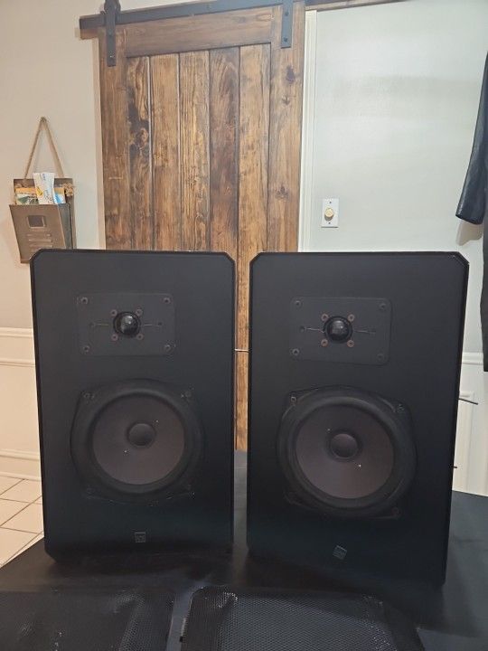 Vintage ADS a/d/s L470 High Fidelity Bookshelf Speakers