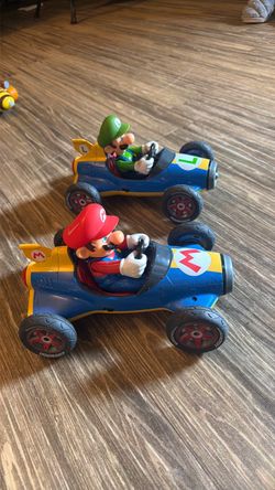 Mario Kart RC Cars Mario and Luigi Set