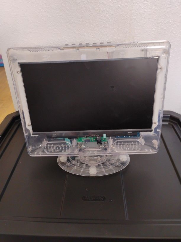 AMPD 13" LED HDTV Flat Screen