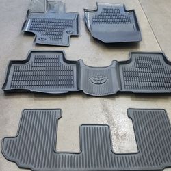 Toyota Highlander Floor Mats 2020