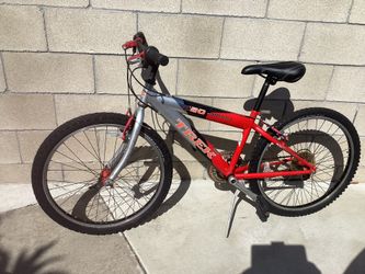 24” Mountain Trek 220 Bike For Mens 7 Speeds Excellent Condition $140