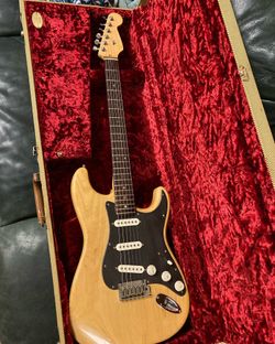 1998 Fender Deluxe Stratocaster 