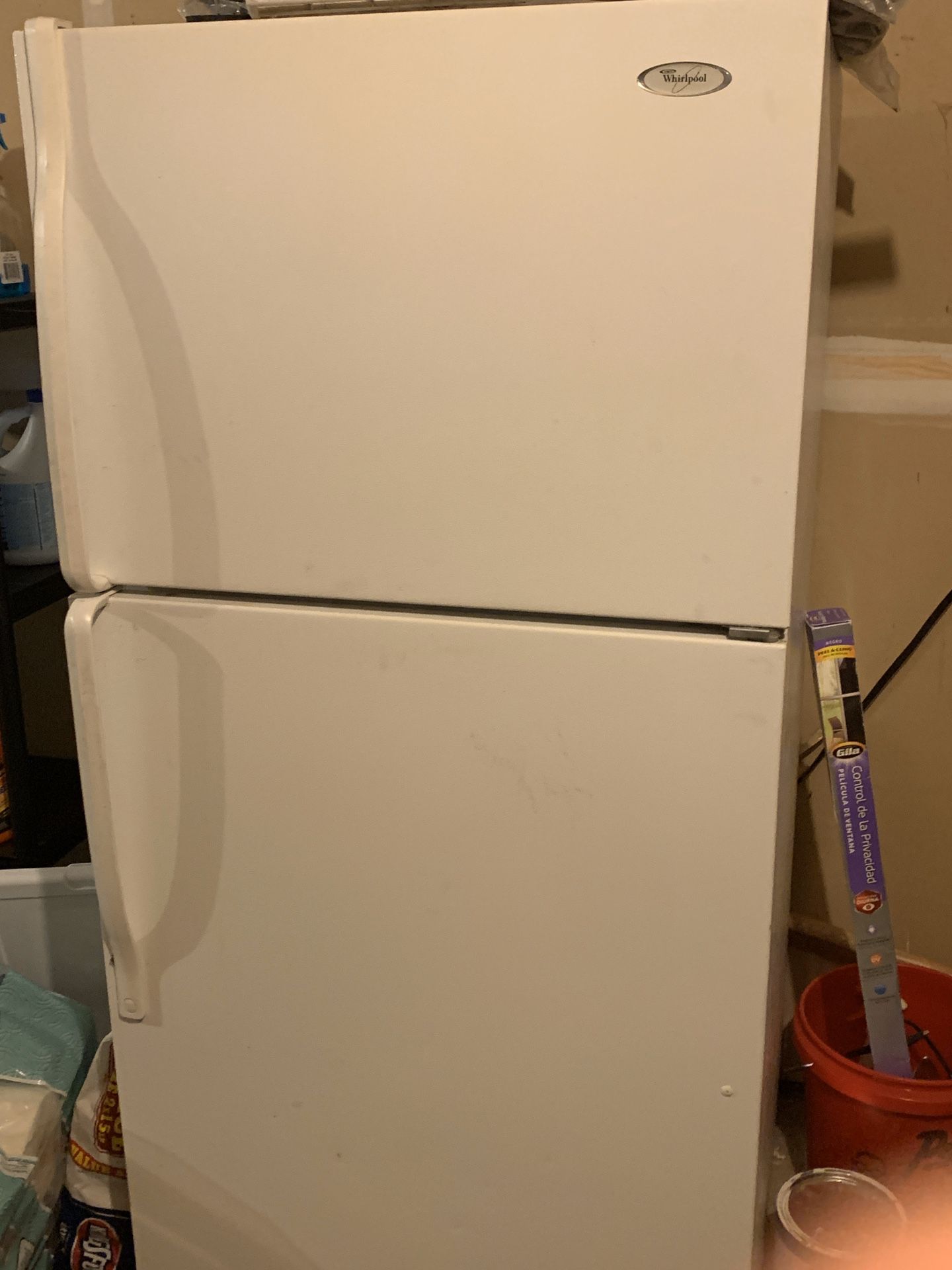 Whirlpool refrigerator $100
