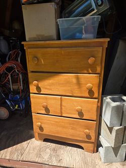 Dresser