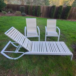 Deck Chairs And Lounge