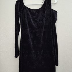  Black Valvet Dress 