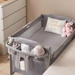 4 in 1 Baby Bassinet Bedside Sleeper, Baby Bedside Crib 4 Functions, Bedside Bassinet Crib Sleeper, Playard, Changing Table, Baby Bassinet for Newborn