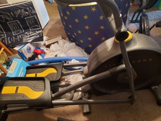 Livestrong Eliptical Exerciser, Endorsed By Lance Armstrong