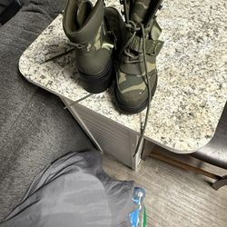 Ankle Boots Green Military Look