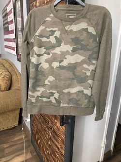 Woman’s Sweatshirt Size XS By Sonoma