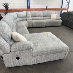 Free Delivery* XL Plush Sectional Sofa W/ Recliners