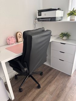 Office desk