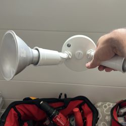 Wired floodlights (2) great condition