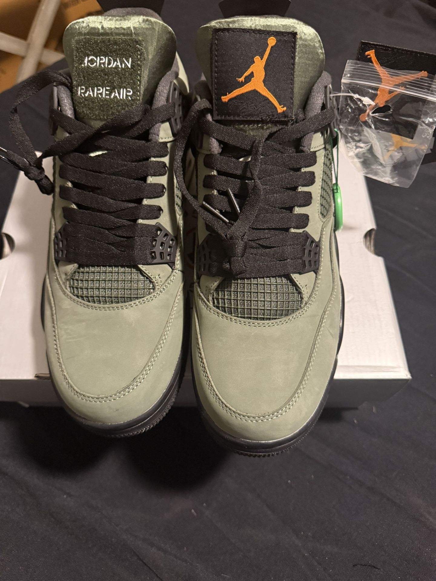 Jordan 4 Retro - Military Black