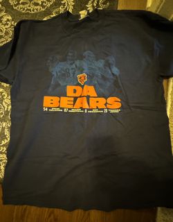 Large Da Bears T-Shirt with Hall of Fame Brian Urlacher